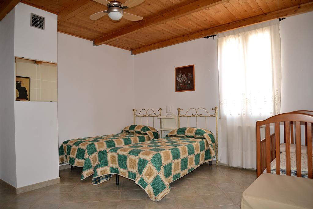 B&B S'Incontru Galtelli Exterior photo