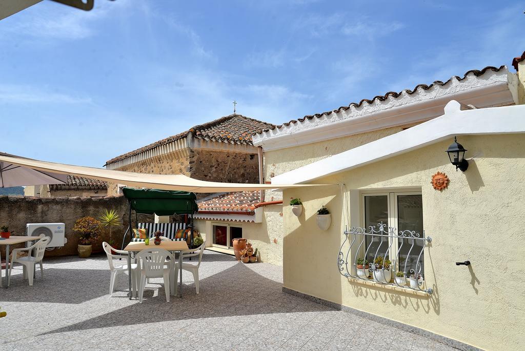 B&B S'Incontru Galtelli Exterior photo